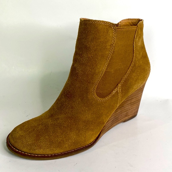 LUCKY BRAND Yamka Tan Suede Wedge Chelsea Stacked Heel Bootie Shoes Size 8 - Picture 2 of 13